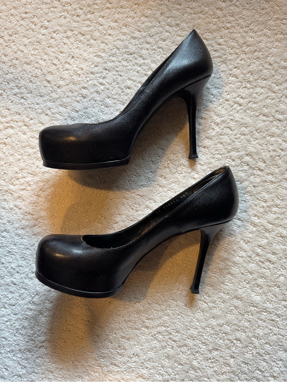 Yves Saint Laurent Black Leather Tribtoo 80 Pumps Heels Size 40.5